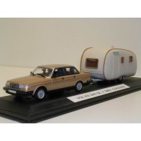 Volvo 240 GL 244 1986 goud met. Minichamps + SMV Caravan 1:43