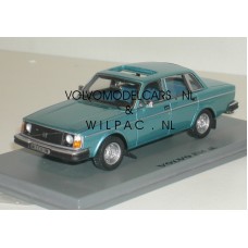 Volvo 244 GL 240 1975 blauw metallic NEO 1:43