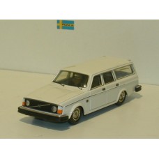 Volvo 245 240 Estate 1975 wit Tin Wizard 1:43