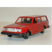 Volvo 265 260 Estate rood Norev 1:43