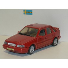 Volvo 440 Turbo Type 2 helderrood AHC Doorkey 1:43