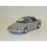 Volvo 480 Cabrio zilvergrijs metallic AHC Doorkey 1:43