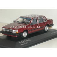 Volvo 740 GL 1986 wijnrood Minichamps Volvo 1:43