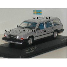 Volvo 740 Estate 1986 zilver grijs metallic Minichamps 1:43