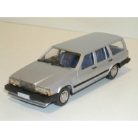 Volvo 740 Estate 1987 zilvergrijs metallic RHD Rob Eddie RE34