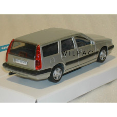 Volvo 850 Estate 1995 zilvergrijs metallic RHD RECHTS STUUR AHC 1:43