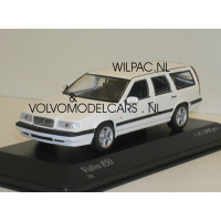 Volvo 850 Estate 1994 wit Minichamps 1:43
