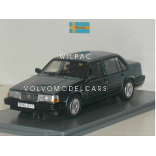 Volvo 940 GLE Sedan donkerblauw metallic NEO 1:43