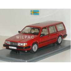 Volvo 940 GL Estate rood NEO 1:43