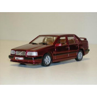 Volvo 850 T5 1994 donkerrood metallic AHC 1:43