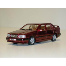 Volvo 850 T5 1994 donkerrood metallic AHC 1:43