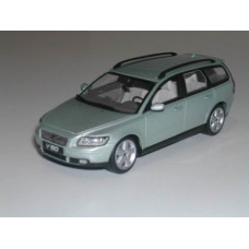 Volvo V50 2003 groen metallic Minichamps 1:43