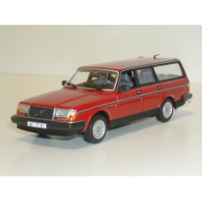 Volvo 245 240 Estate 1986 rood Minichamps 1:43