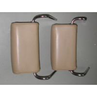 282098 hoofdsteun set tbv achterbank Volvo 164 142 en 144 / accessoire