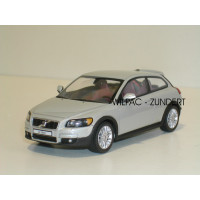 Volvo C30 2006 cosmic white wit metallic Motor Art 1:43