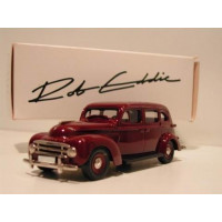 Volvo PV831 1950 Taxi donkerrood Rob Eddie RE04x 1:43