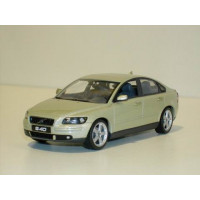 Volvo S40 2003 geel groen metallic Minichamps 1:43