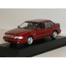 Volvo S70 1998 rood metallic Minichamps 1:43