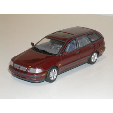 Volvo V40 1996 donker rood metallic Minichamps 1:43