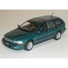 Volvo V40 2000 petrol metallic Minichamps 1:43