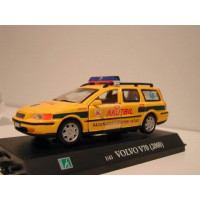 Volvo V70 2000 Ambulance Akutbil van Ystad Zweden Junior 1:43