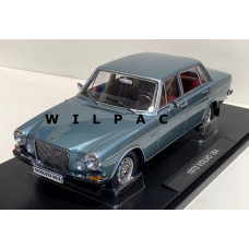 Volvo 164 1970 1:18 lichtblauw metallic Triple 9