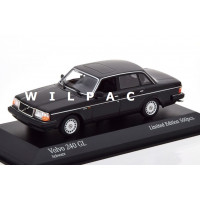 Volvo 240 GL 244 1986 zwart Minichamps 1:43