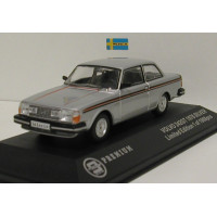 Volvo 242 GT zilvergrijs metallic 1978 Triple 9 1:43