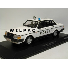 Volvo 240 1:18 240GL 244 POLITI Deense Politie Minichamps wit zwart