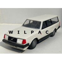 Volvo 245 GL 240 Estate wit Ståhlberg 1:20