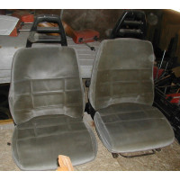 Voorstoelen en achterbank Volvo 260 grijs pluche / gebruikt