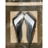 281476 NOS accessoire steenslag bescherming Volvo 142 144 145 164 240 RVS