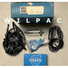 283971 NOS set motorruimte e/o kofferbak verlichting Volvo 240 / 260 