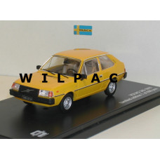 Volvo 343 geel oranje 1976 Triple 9 1:43