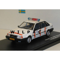 Volvo 440 Type 2 Rijkspolitie 1990 Triple 9 1:43