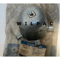 684837 NOS naafdop houder wieldop Volvo P1800 140 164 1971+