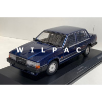 Volvo 740 1:18 740GL donker blauw metallic 1986 Minichamps 744