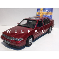 Volvo 960 sedan 1996 1:18 rood metallic Triple 9