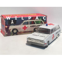 Opel Rekord ? Ambulance blik VEB Plasticart 1:30