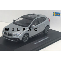 Volvo V40 Cross Country 2016 electric zilvergrijs metallic Motor Art 1:43